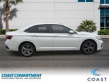 Used 2023 Volkswagen Jetta SE image 5