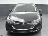 Used 2018 Chevrolet Cruze LS image 2