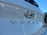 Used 2022 Hyundai Venue SE image 5