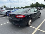 Used 2016 Ford Fusion SE image 2