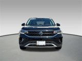 Used 2024 Volkswagen Taos SE image 2