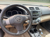 Used 2011 Toyota RAV4 4WD image 6