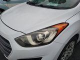 Used 2017 Hyundai Elantra GT image 4