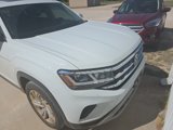 Used 2023 Volkswagen Atlas SE w/ Panoramic Sunroof Package image 2