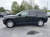 Used 2023 Jeep Grand Cherokee Laredo w/ Luxury Tech Group I image 6