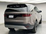 New 2025 Land Rover Discovery S image 3