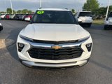 Used 2024 Chevrolet TrailBlazer LT w/ LT Cold Weather Package image 2
