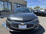 Used 2018 Chevrolet Malibu LT image 2