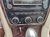 Used 2013 Volkswagen Passat TDI SEL Premium image 5