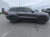 Used 2018 Jeep Grand Cherokee Altitude image 2