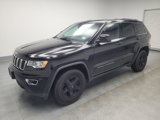 Used 2017 Jeep Grand Cherokee Laredo w/ Quick Order Package 23E image 2