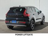 Used 2025 Volvo XC40 B5 Core image 5
