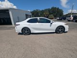 Used 2020 Toyota Camry SE image 3