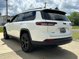 Used 2023 Jeep Grand Cherokee L Laredo image 4