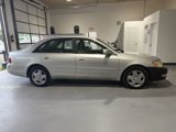 Used 2004 Toyota Avalon XLS image 2