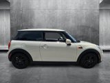 Used 2019 MINI Cooper 2-Door Hardtop image 4
