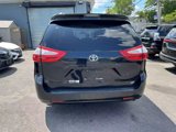 Used 2017 Toyota Sienna LE image 4