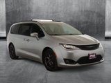 Used 2019 Chrysler Pacifica Touring-L Plus w/ S Appearance Package image 3