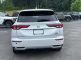Used 2023 Mitsubishi Outlander SE image 6