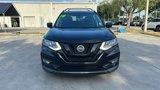 Used 2018 Nissan Rogue SV w/ Premium Package image 2