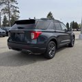 Used 2022 Ford Explorer XLT w/ Equipment Group 202A image 3
