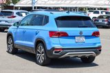 Used 2022 Volkswagen Taos SE image 2