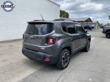 Used 2016 Jeep Renegade Latitude w/ Cold Weather Group image 2