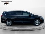 New 2025 Chrysler Pacifica Select image 2