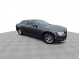 Used 2016 Chrysler 300 Limited image 2