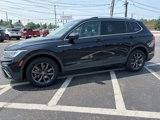 Used 2022 Volkswagen Tiguan SE w/ Panoramic Sunroof Package image 4