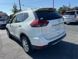 Used 2018 Nissan Rogue SV image 5
