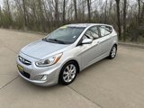 Used 2014 Hyundai Accent SE image 3