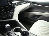 Used 2021 Toyota Camry SE image 5