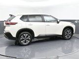 Used 2023 Nissan Rogue SV image 3