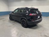 Used 2020 Jeep Cherokee Latitude Plus image 3