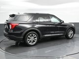Used 2022 Ford Explorer Limited image 2
