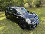 Used 2017 MINI Cooper S image 2