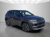 Used 2023 Jeep Compass Limited image 3