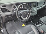 Used 2015 Toyota Sienna SE image 2