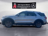 Used 2022 Ford Explorer XLT w/ Equipment Group 202A image 2