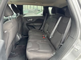 Used 2017 Jeep Cherokee Latitude w/ Cold Weather Group image 6