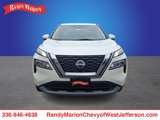 Used 2023 Nissan Rogue SV image 2