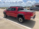 Used 2016 Toyota Tacoma TRD Off-Road image 3