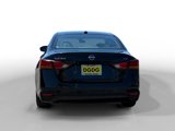 Used 2023 Nissan Altima 2.5 SV image 4