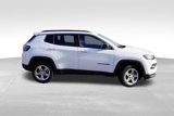 Certified 2024 Jeep Compass Latitude w/ Convenience Group image 4