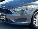 Used 2017 Ford Focus SE image 2