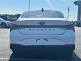 Used 2023 Hyundai Elantra Limited image 4