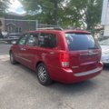 Used 2011 Kia Sedona EX w/ Luxury Pkg image 2