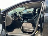 Used 2022 Chevrolet Malibu LT image 2
