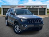 Used 2021 Jeep Grand Cherokee Laredo image 2